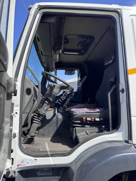 شاحنة Iveco MP410E 42H