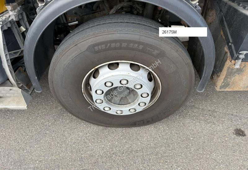 شاحنة Volvo 638 FM-420