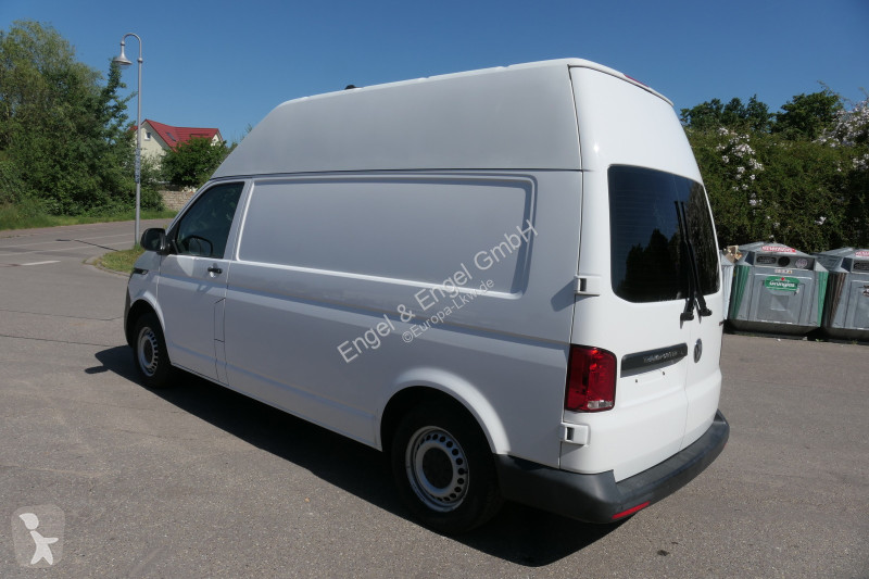 Véhicule utilitaire Volkswagen T6.1 Transporter...