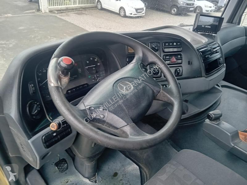 شاحنة Mercedes 2636