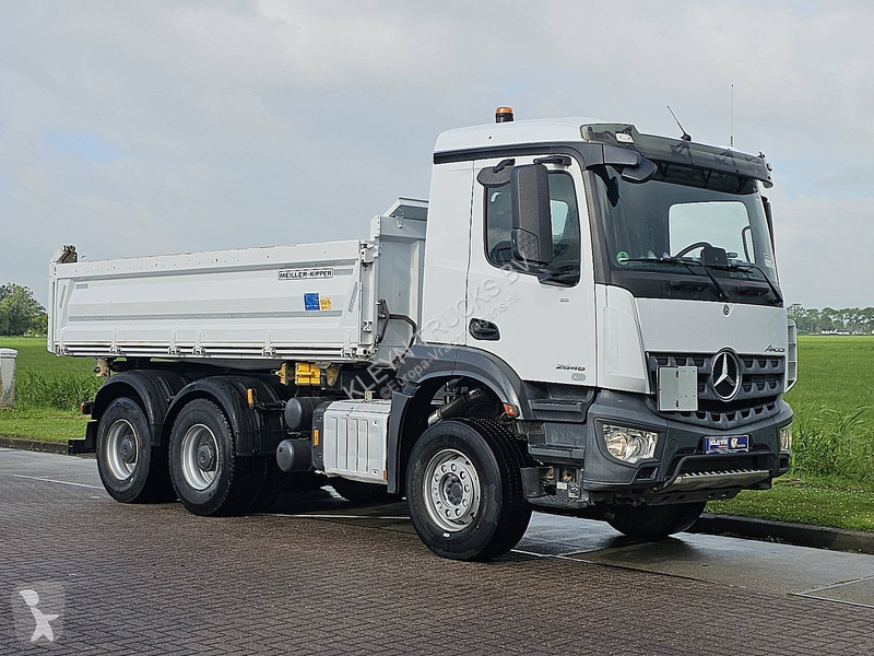 شاحنة Mercedes AROCS 2646 6X4 MEILLER BORDMAT.