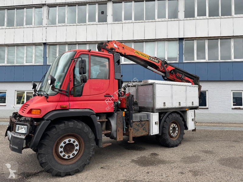 شاحنة Unimog 4X4 + PALFINGER PK 16502 + REMOTE...