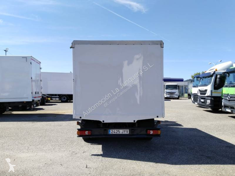 شاحنة Iveco