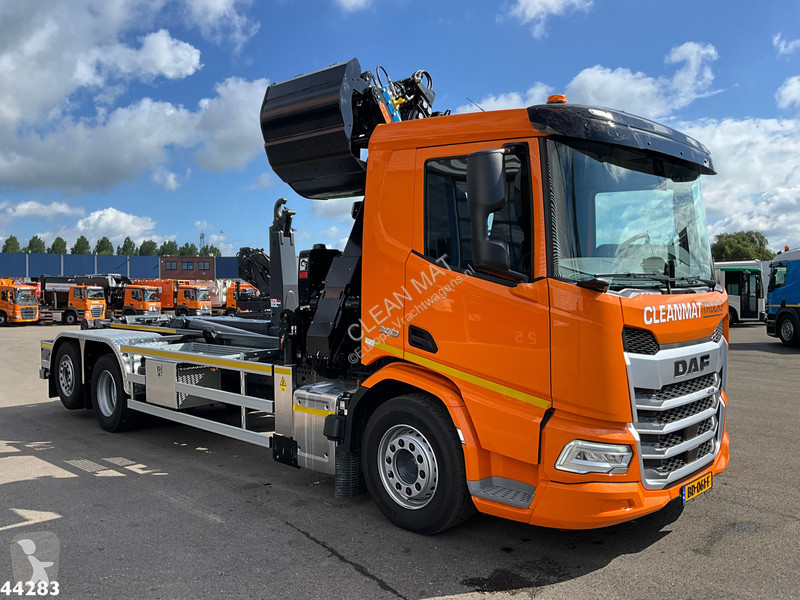 شاحنة DAF N XD 450 Euro 6 Hiab 19 Tonmeter Z-kraan