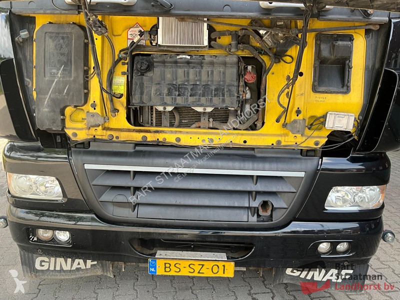 Lastbil Ginaf X5250 TS 10x4 met geisoleerde...