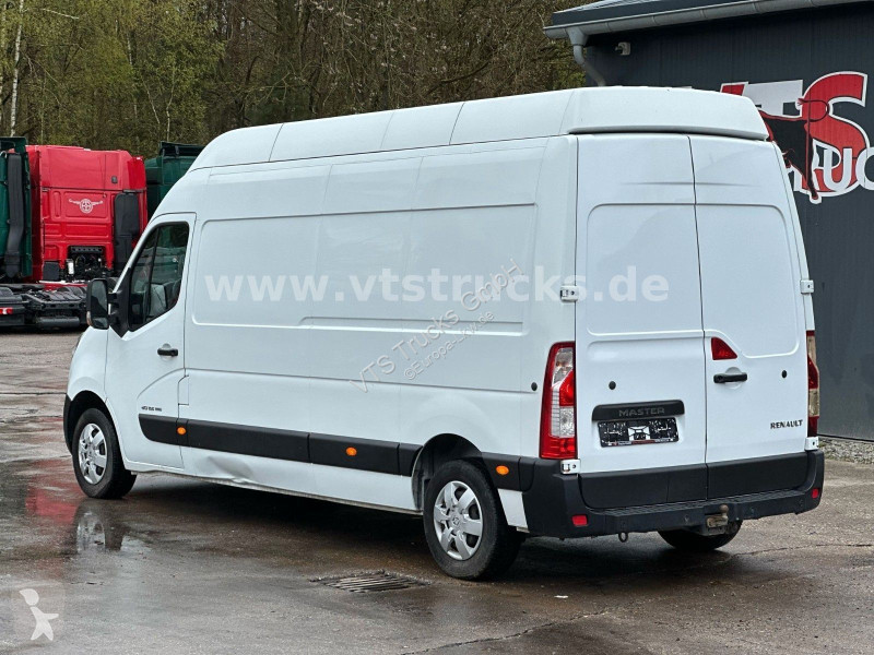 شاحنة Renault DCI 135 4x2