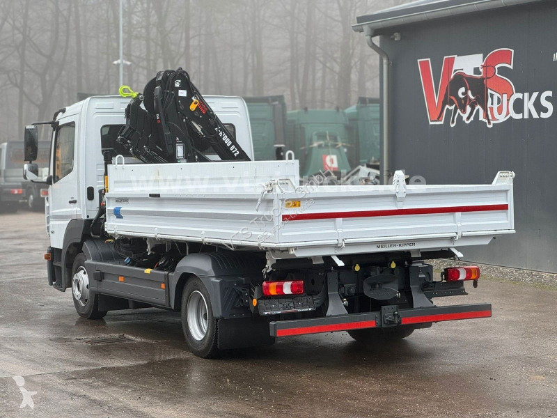 Vrachtwagen Mercedes 823 4x2 Meiller...