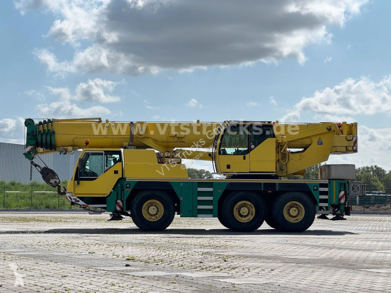 شاحنة Liebherr UTM 735 mit  1055/1 + 16m JIB
