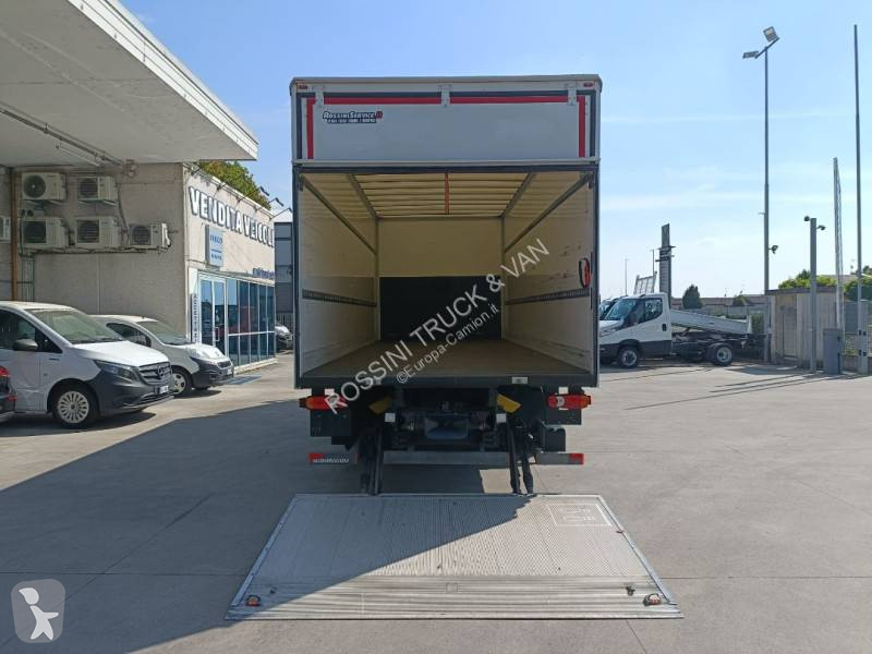 شاحنة Iveco