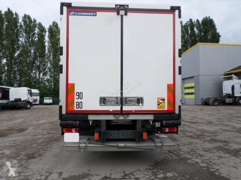 شاحنة Renault D19 WIDE