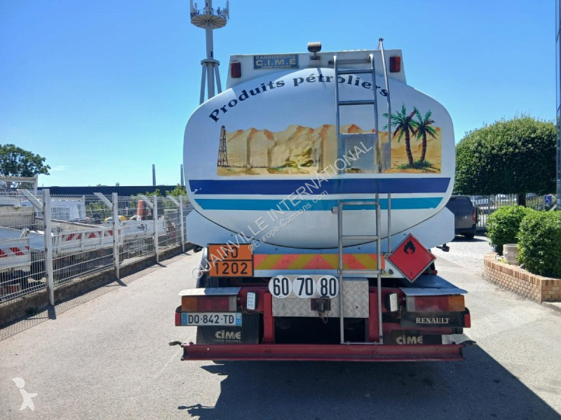 شاحنة Renault 300 DXI