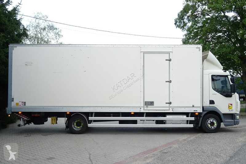 شاحنة DAF LF 220 Euro 6 kontener 18p winda...