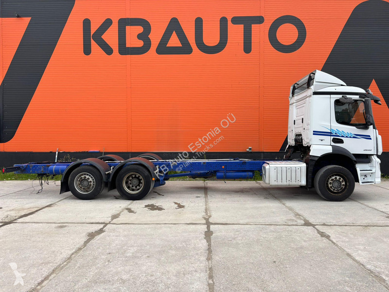 شاحنة Mercedes 2532 6x2*4 CHASSIS L=8792 mm