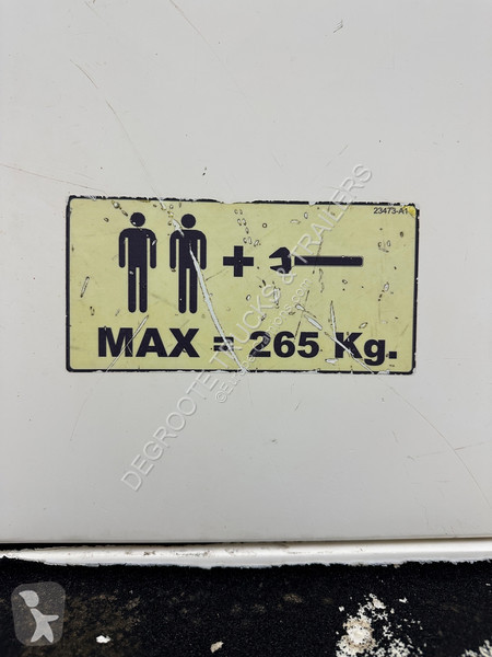شاحنة MAN 12.180