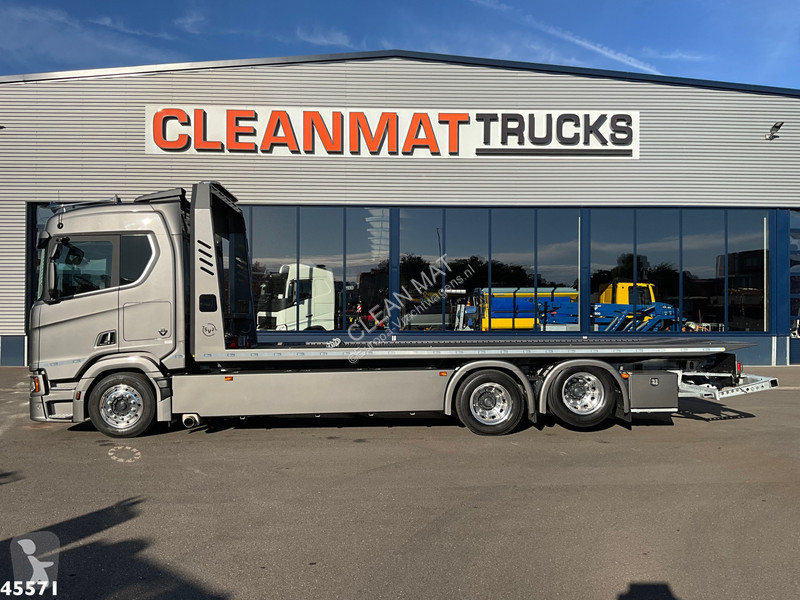 شاحنة Scania 590 V8 6x2 etarder...
