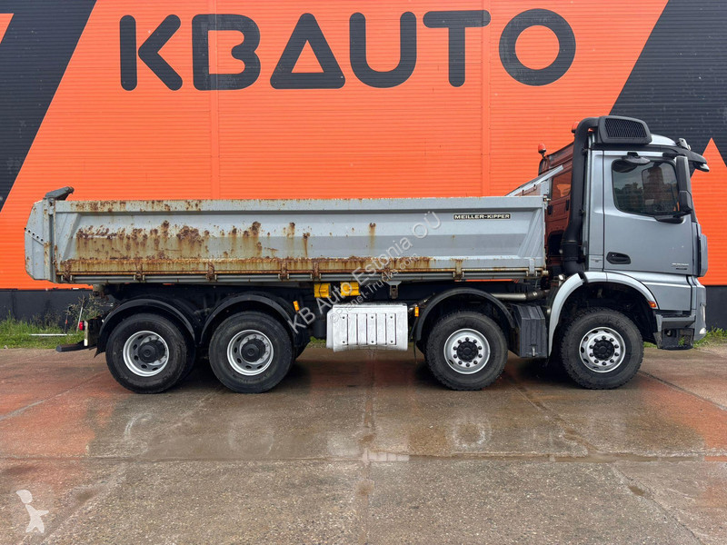 شاحنة Mercedes 3235 8x4 FULL STEEL / BOX L=6230 mm