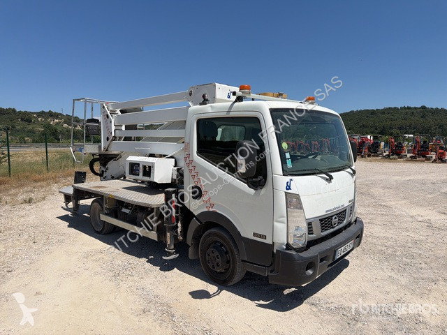 Kamión Nissan