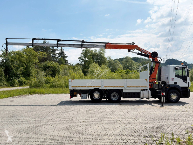 شاحنة Iveco 420 * PRITSCHE 6,00* ATLAS...