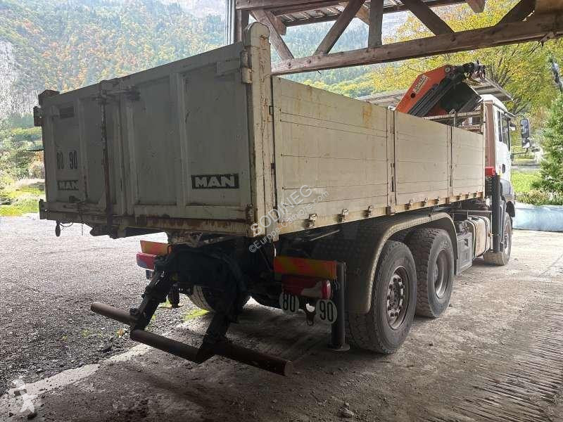 Camión MAN 26/440