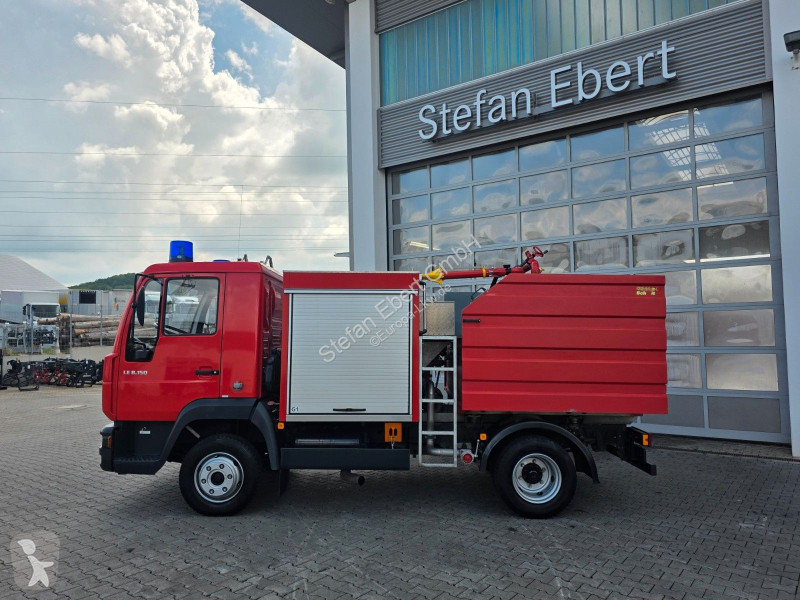 شاحنة MAN LE Feuerwehr Schaum-Löschfahrzeug...