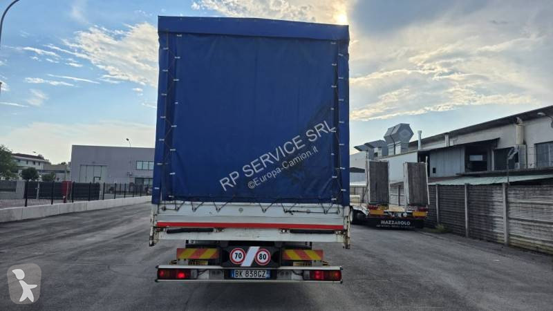 شاحنة Scania