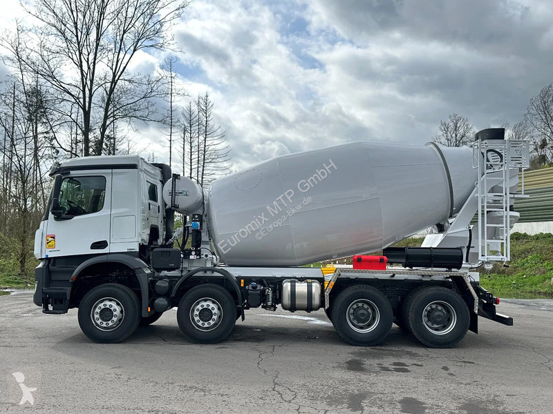 Betonárske zariadenie Mercedes 4145...