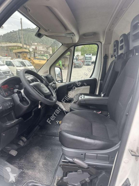 شاحنة Peugeot