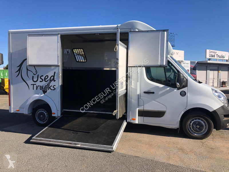 شاحنة Renault  CABALLOS