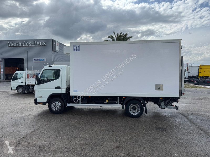شاحنة Mitsubishi Fuso 7c18 frigorífico