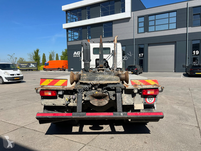 شاحنة Volvo 420 / 6x4 / Hookarm 20T / Steel Spring
