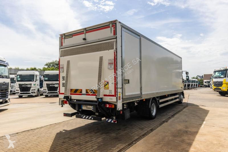 Camion Renault  D12.240+HAYON ANTEO 1.7T.