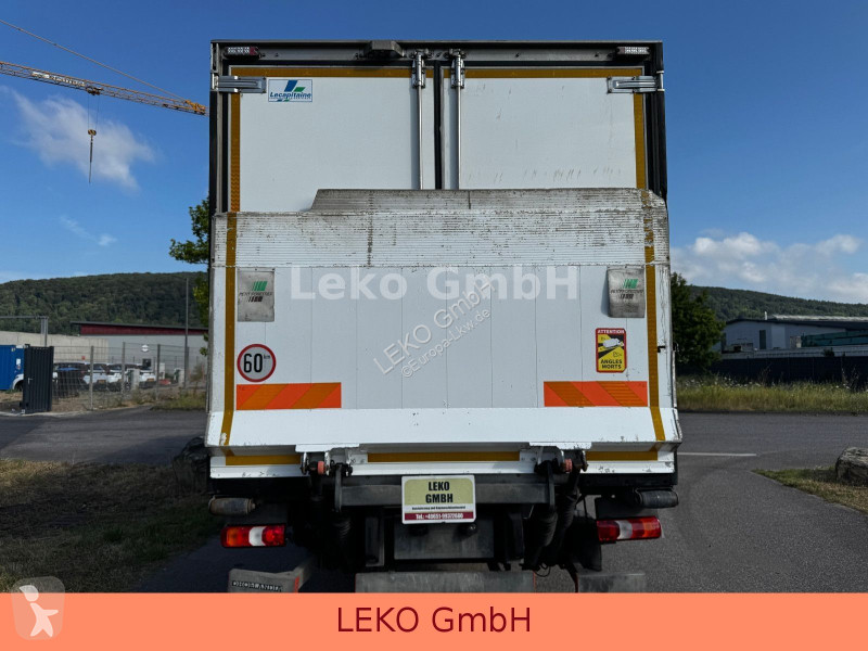 شاحنة Mercedes 1218 Mit Carrier Sp 850