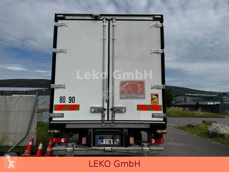 شاحنة Renault D 260.16 Mit Carrier Sp 950Mt
