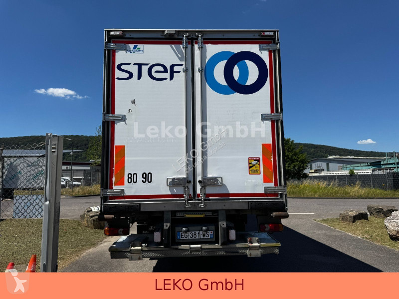 شاحنة Renault D  280.19 Mit Carrier Sp 1150Mt