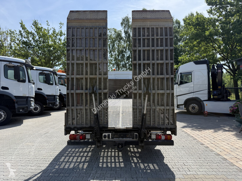 Nosič strojů Mercedes MP4 2532 6X2...