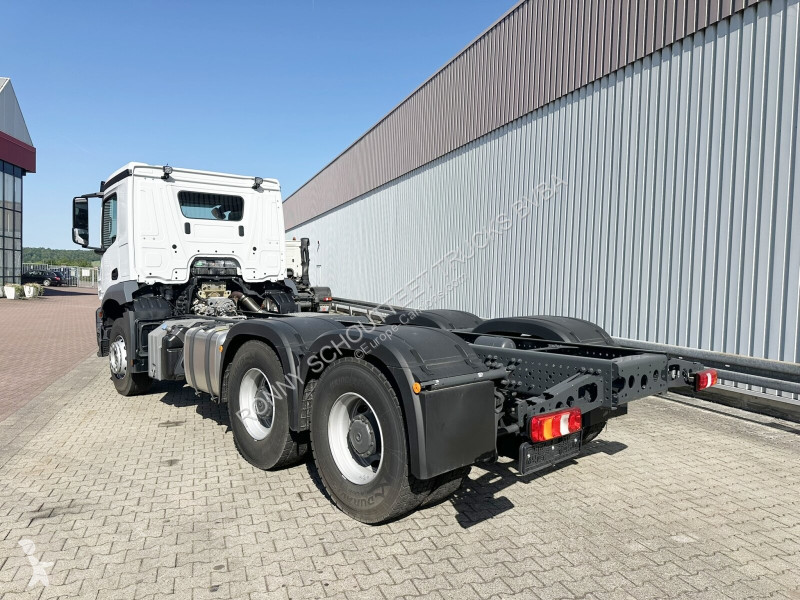 شاحنة Mercedes Arocs 2636 6x4 Arocs 2636/43...