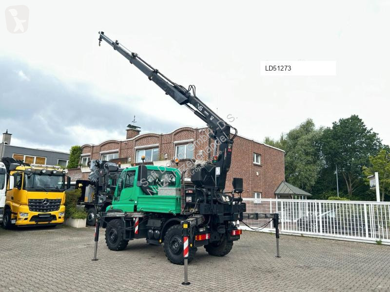 شاحنة Mercedes U400 + HIAB 122E 4x4