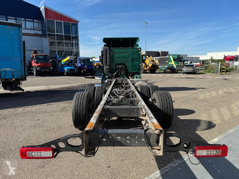 شاحنة Volvo 420 6X2 EURO 6 - 605.945 KM -...