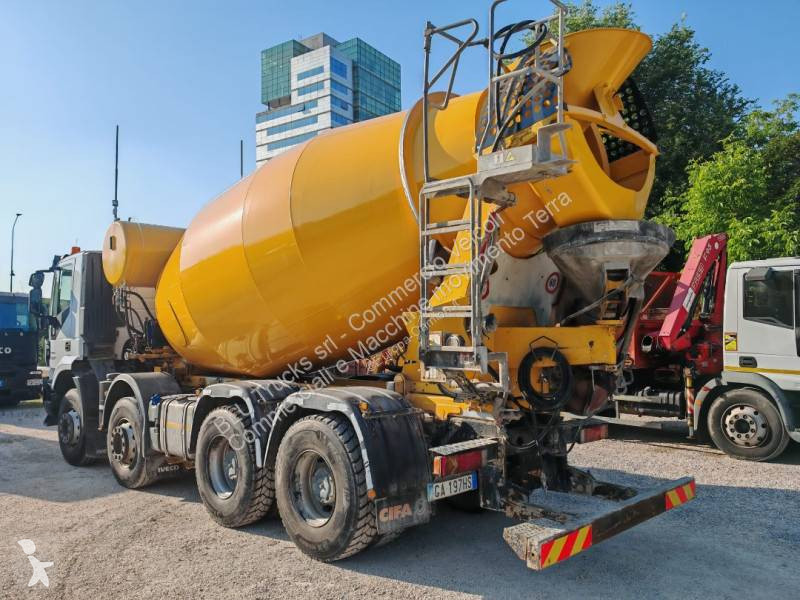 شاحنة Iveco