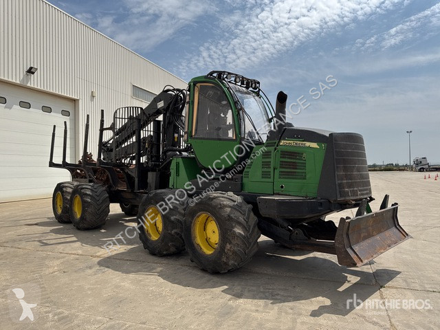 شاحنة John Deere  1210E