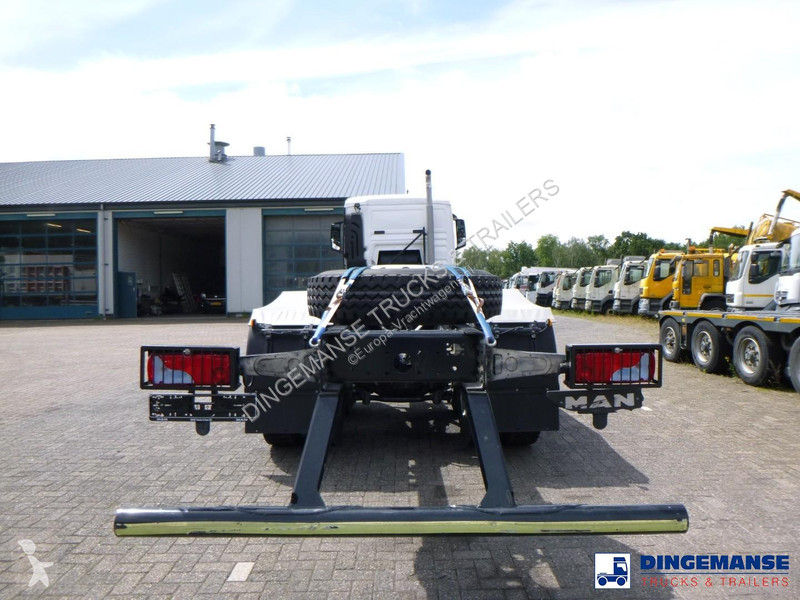 شاحنة MAN 33.360 6x4 chassis Euro 2 new/unused