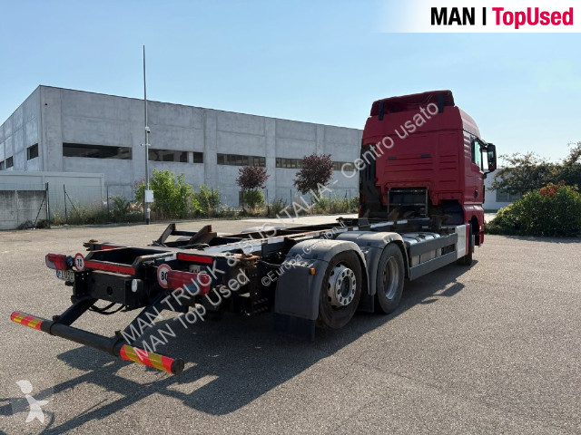 Vrachtwagen MAN TGX 26.470 6X2-4 LL