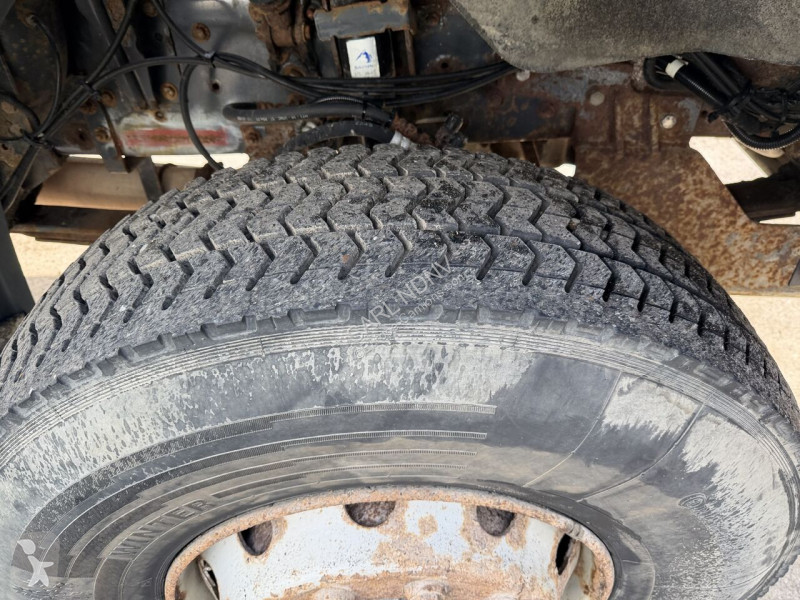 شاحنة Renault 370