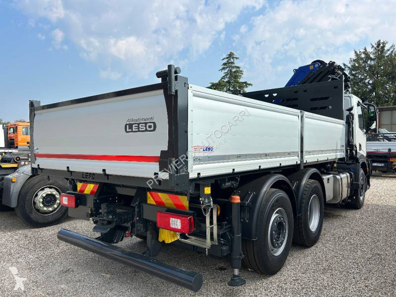 شاحنة Iveco