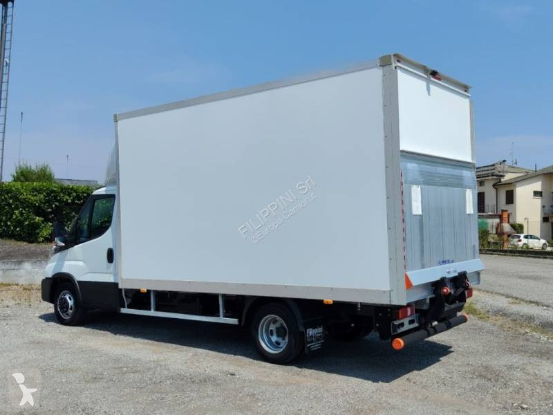 شاحنة Iveco