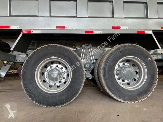 شاحنة Howo 12 WHEELS