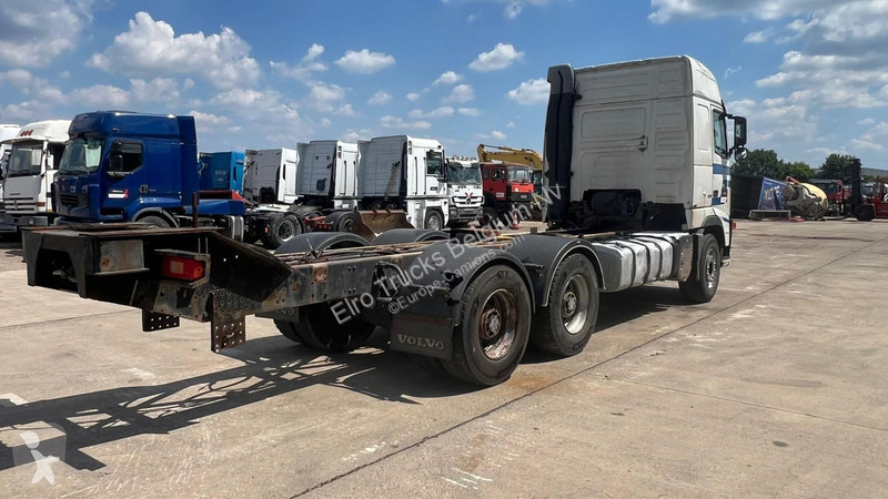 شاحنة Volvo 660 (BIG HUB / GRAND PONT / EJE...