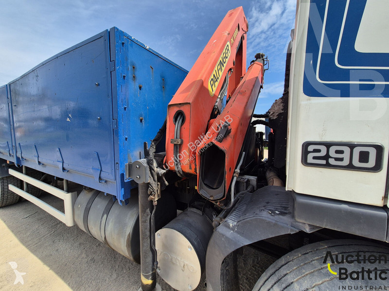 Lastbil Volvo FM7 290