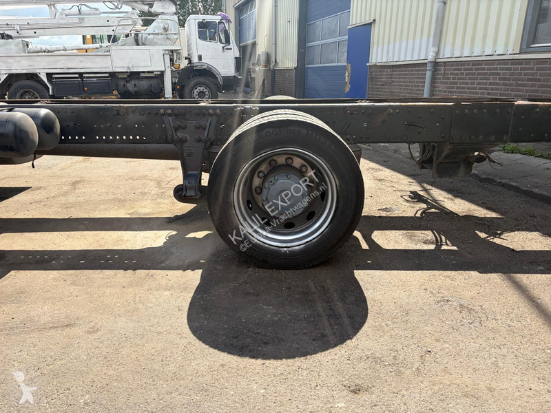 شاحنة Mercedes 1840 Long Chassis - V8 - Big...