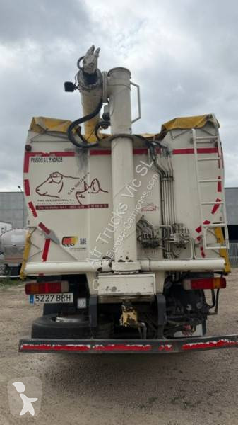 شاحنة Volvo